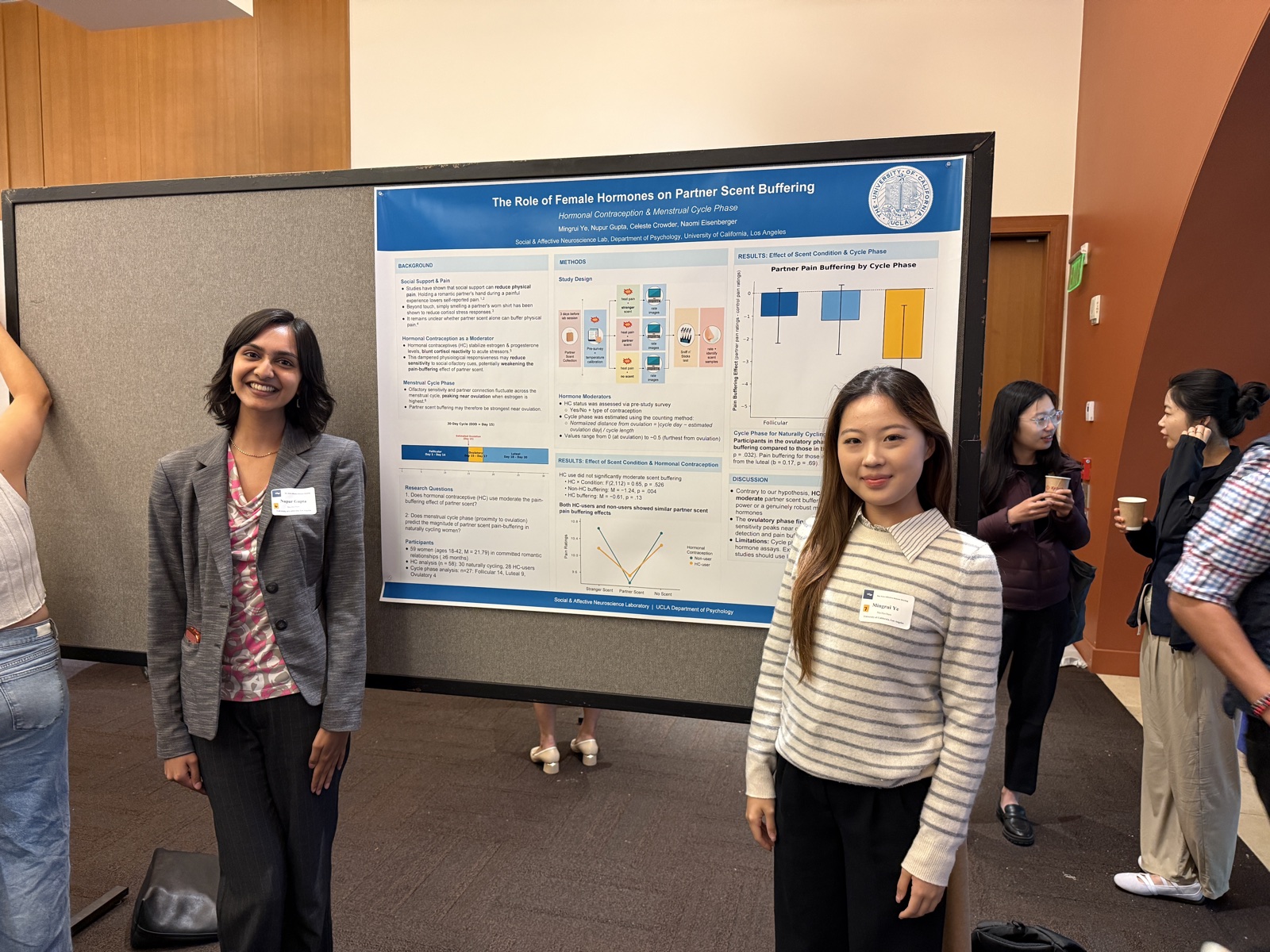 Mingrui Ye presenting the partner scent buffering poster at UCLA